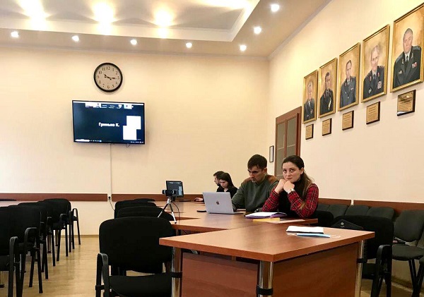 Кф.н., доцент кафедри загальнонаукових, соціальних та поведінкових дисциплін Алла Олександрівна Нерубасська виступила на Круглому столі